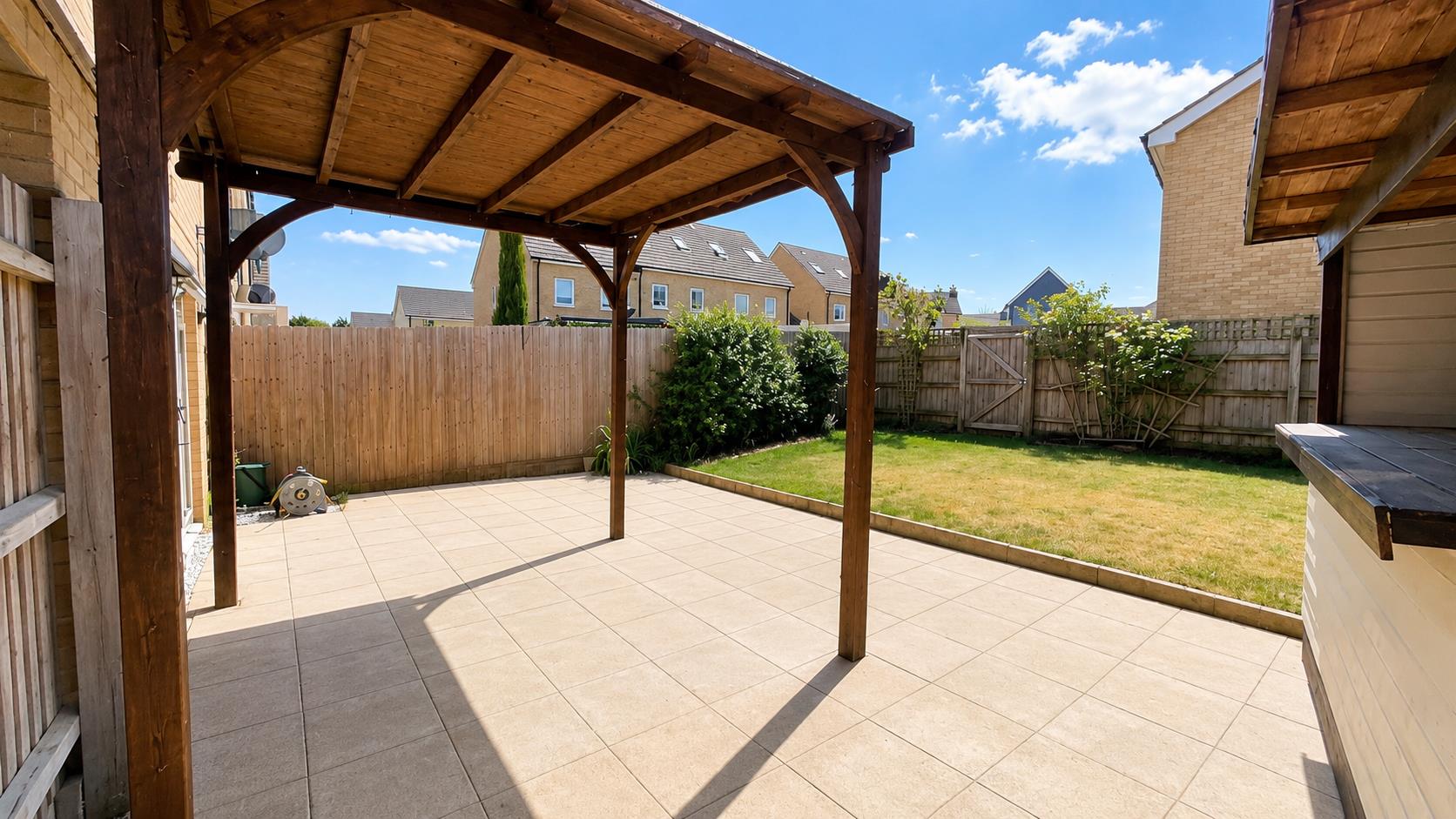 Heren Lane, Whitehouse, Milton Keynes